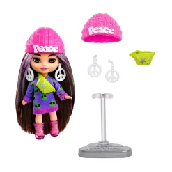 Barbie Barbie Extra Mini Minis, Bambola Con Capelli Castani E Abito Di Maglia Con Alieno, Abiti E Accessori Con Simbolo Della Pace, Giocattolo Per Bambini, 3+ Anni, Hln46