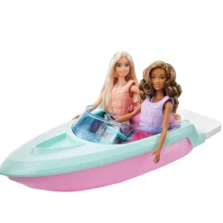 Barbie® Set Con 2 Bambole Con Abiti E Accessori, Veicolo Fuoristrada, Barca Galleggiante E 2 Giubbotti Di Salvataggio