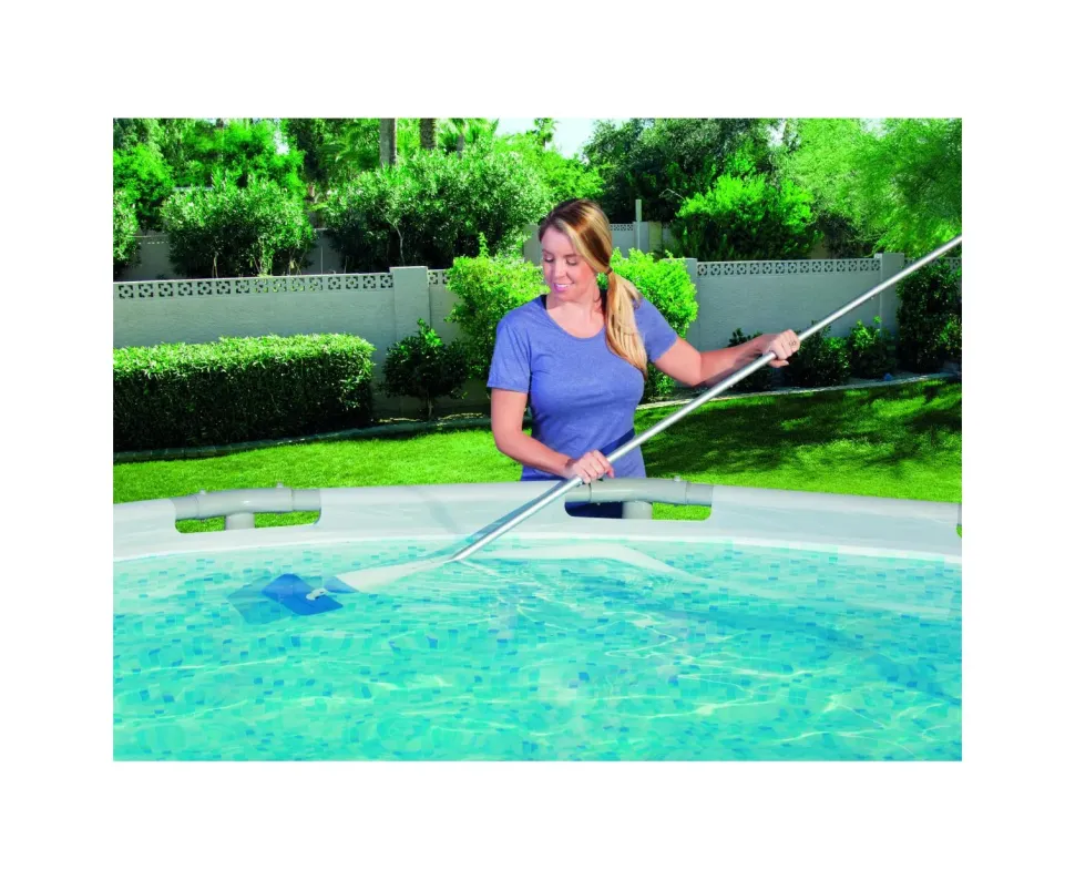 Bestway Aspiratore Funziona Con Pompe Da 2.006 Lt/H E Superiori, Tubo Da Mt. 6 E Mm. 32 Di Diametro Incluso, Ideale Per Tutte Le Piscine, Asta In Alluminio In 4 Sezioni, 3 Adattatori