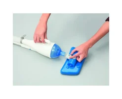 Bestway Aspiratore Funziona Con Pompe Da 2.006 Lt/H E Superiori, Tubo Da Mt. 6 E Mm. 32 Di Diametro Incluso, Ideale Per Tutte Le Piscine, Asta In Alluminio In 4 Sezioni, 3 Adattatori