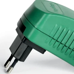 Caricabatteria 6V Con Spina Intercambiabile (Eu/Gb) E Spinotto Jack Per Batterie Peg Perego