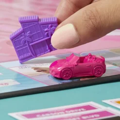 Hasbro Gaming Monopoly Barbie, Gioco Da Tavolo, Giochi Per Famiglie Per 2-6 Giocatori, Dagli 8 Anni In Su