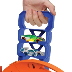 Hot Wheels Pista A Spirale, Playset Con Lanciatori, Salto Nel Vuoto E Zona Di Collisione, Include 2 Macchinine