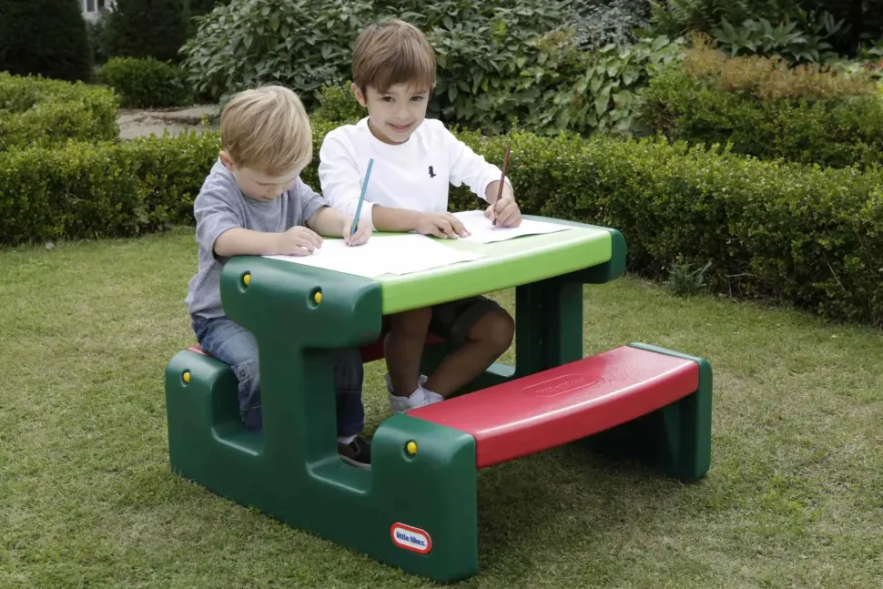 Little Tikes Tavolino Da Picnic Junior Per Bambini Fino A 4 Posti Per Giocare, Fare I Compiti & Costruire
