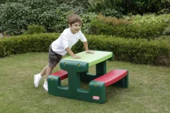 Little Tikes Tavolino Da Picnic Junior Per Bambini Fino A 4 Posti Per Giocare, Fare I Compiti & Costruire