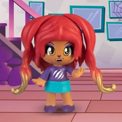 Pinypon Terrific Friends, Quattro Personaggi Con Accessori Che Brillano Al Buio