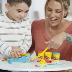 Play-Doh, La Fabbrica Del Divertimento, Playset Di Attivita Manuali, Pasta Modellabile In 3 Colori